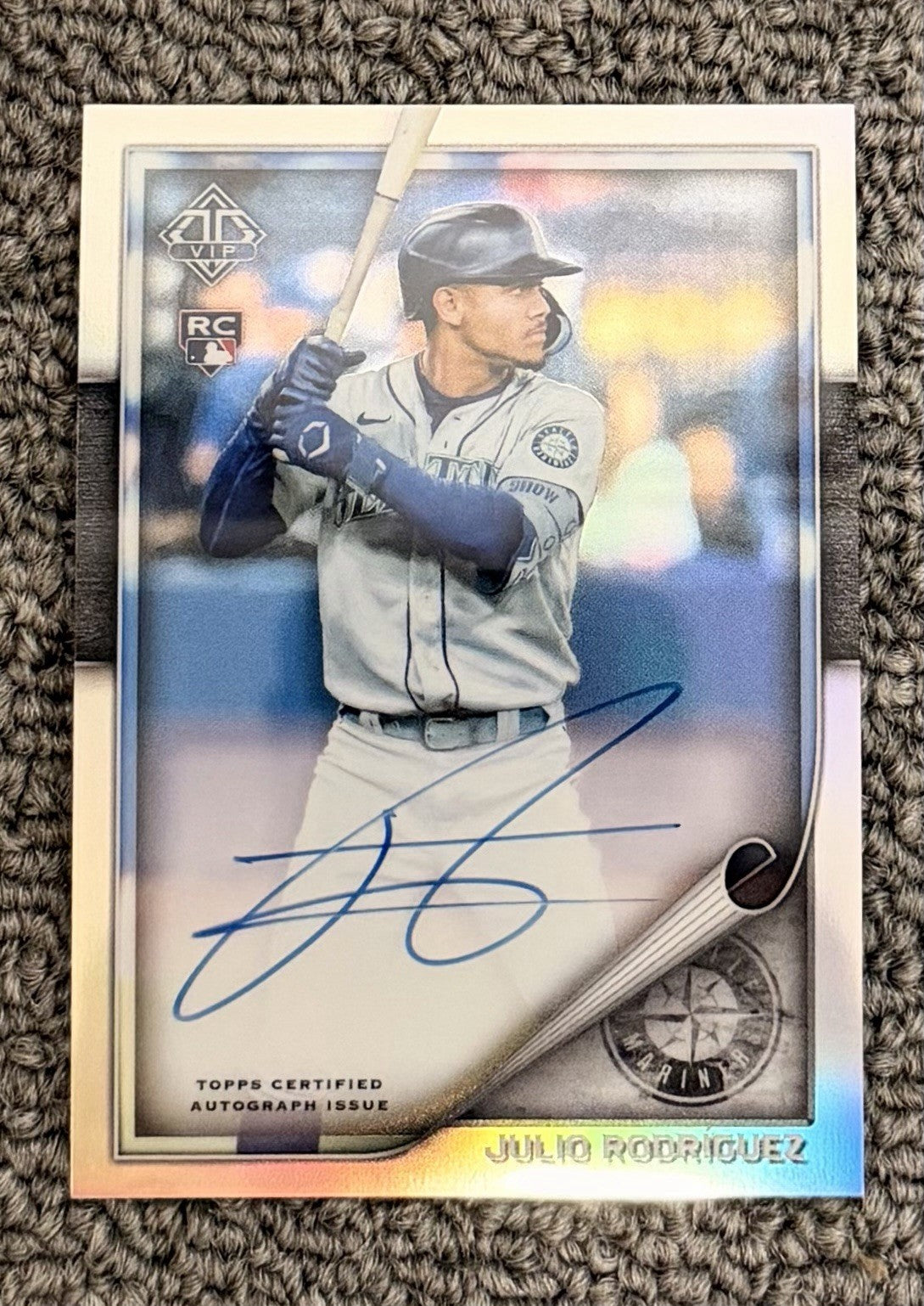 Julio Rodriguez Topps Transcendent 2022  Baseball Card TVIPA-6 Signed #’ed 1/25
