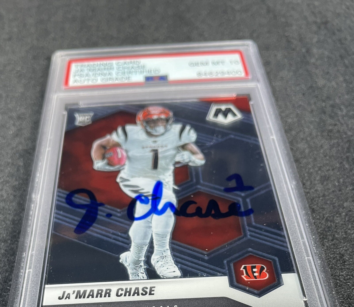 Ja’marr Chase Cincinnati Bengals Panini Mosaic #307 Rookie Card Signed PSA 10