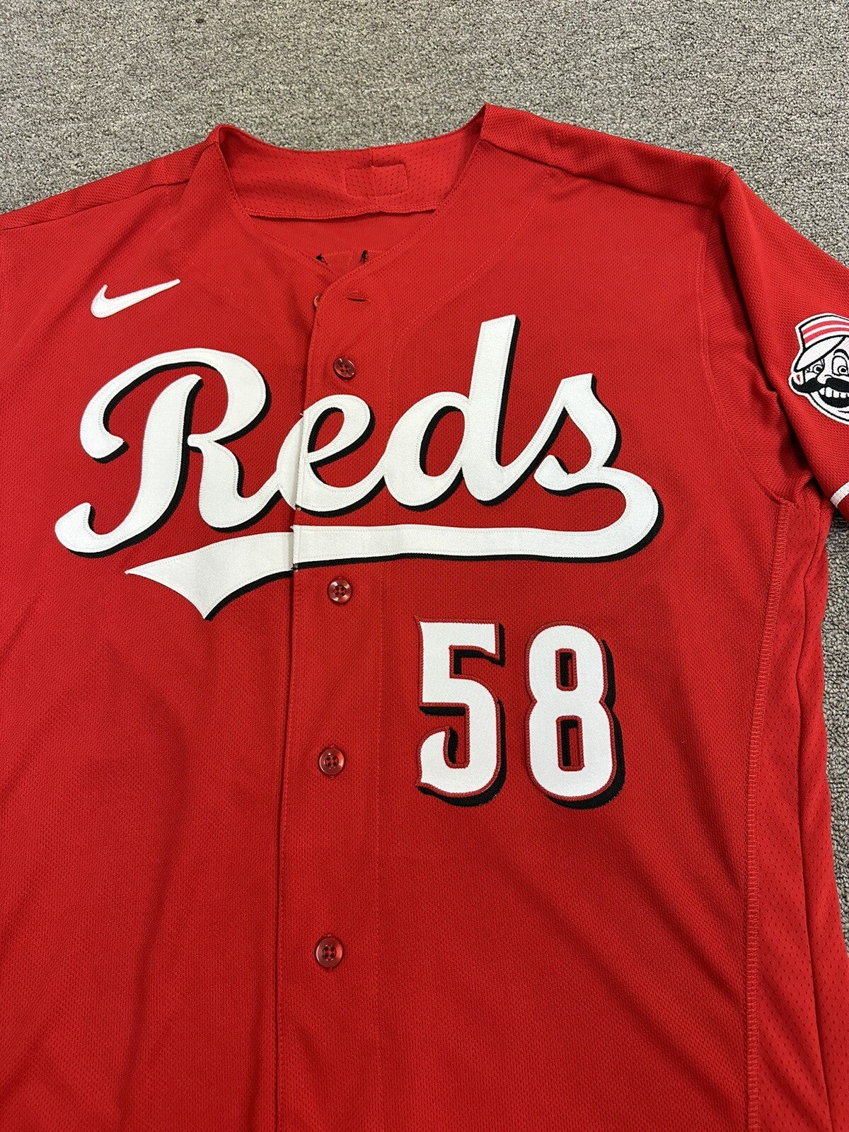 Luis Castillo Cincinnati Reds Game Used Worn Jersey 800th Career K MLB Auth