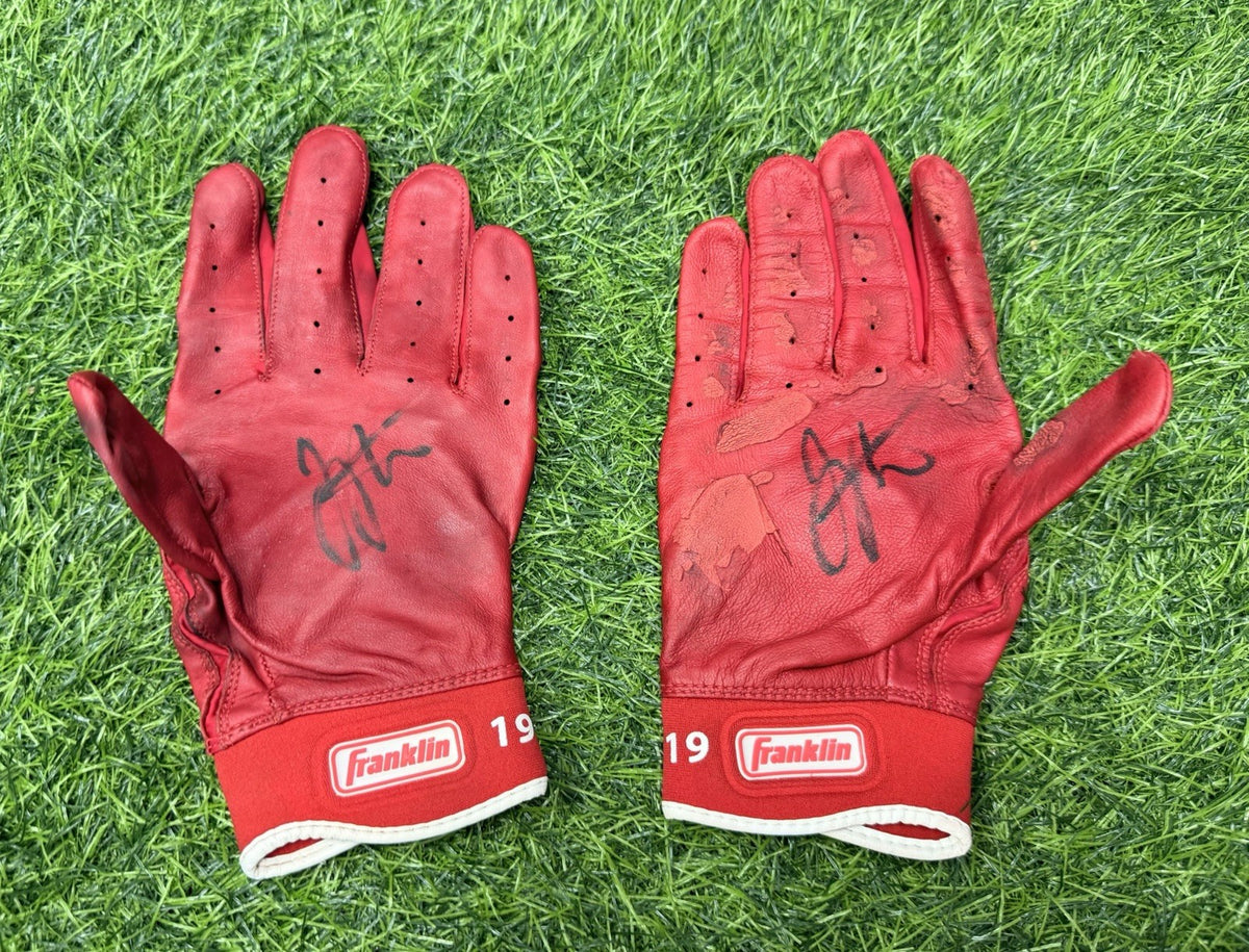 Joey Votto Cincinnati Reds Game Used Red Batting Gloves Signed Beckett Auth