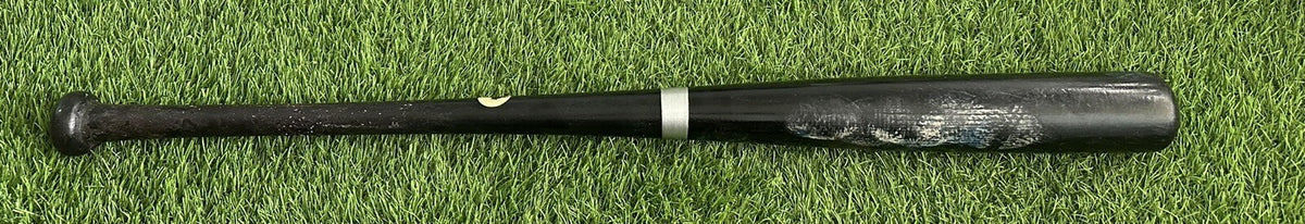 Ryan Ludwick Cincinnati Reds Game Used Bat 2012 MLB Auth