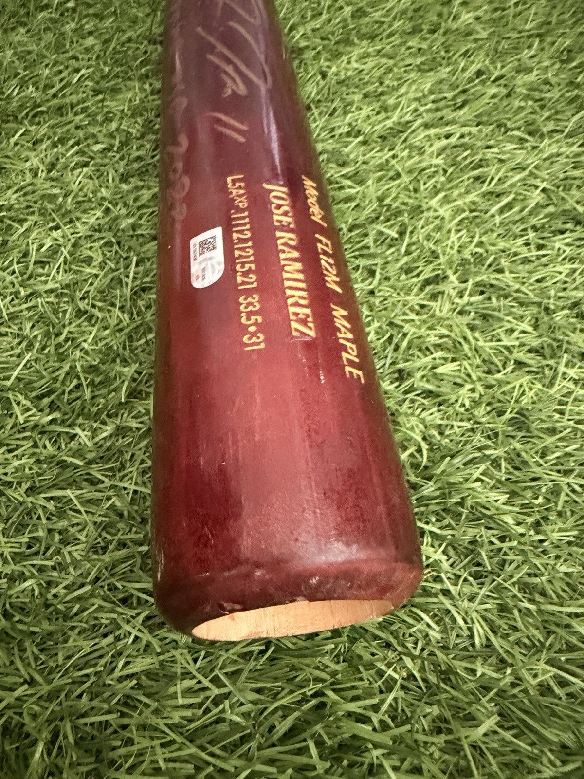 Jose Ramirez Cleveland Guardians Game Used Bat 2022 Signed MLB Auth Hit 1060 LOA