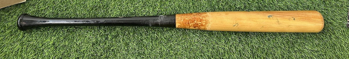 Ozzie Albies Atlanta Braves Game Used Bat Birdman 2023 Uncracked GUG LOA