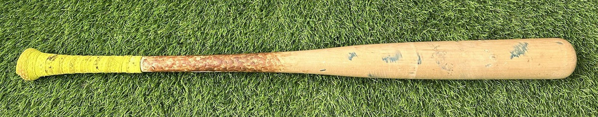 Willy Adames Milwaukee Brewers Game Used Bat “Ties/Passes Yount” MLB Auth