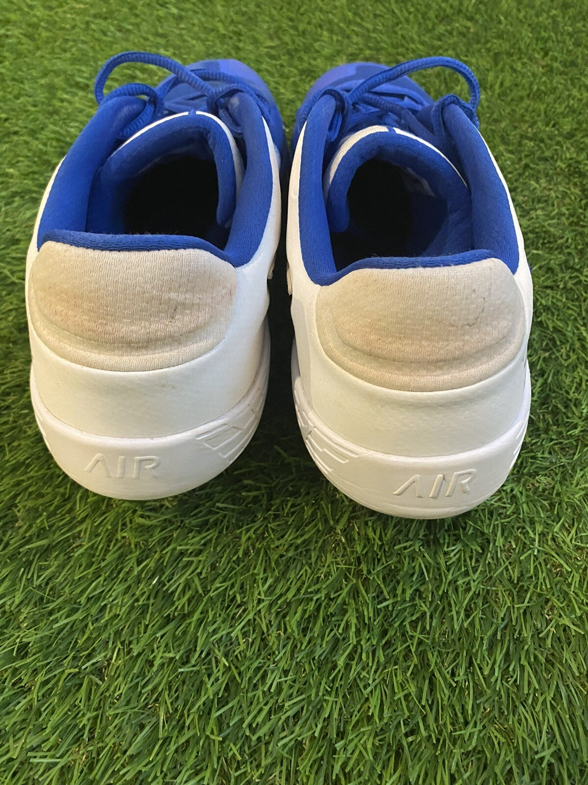 Robbie Ray Toronto Blue Jays Game Used Worn Cleats “2021 AL CY Young” Signed