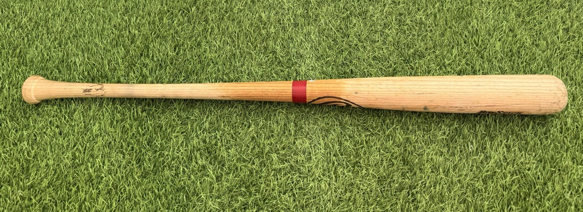 Roberto Alomar Game-Used Bat – Cleveland Indians – 2001 PSA GU 9