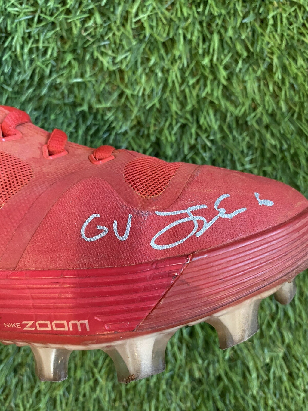 Jonathan India Cincinnati Reds Game Used Cleats “2021 NL ROY” LOA Signed