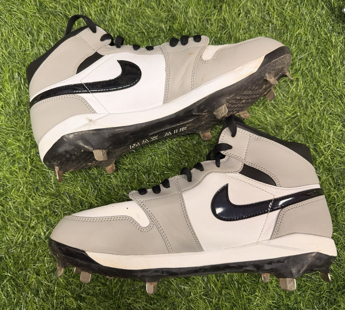 Luis Arraez Game Used Cleats 2025 Marlins Jordan 1’s Signed GUG LOA